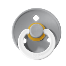 Charger l'image dans la galerie, Suce Bibs ANATOMIQUE cloud (gris pâle) nuit