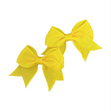 Charger l&#39;image dans la galerie, Paire (2) de petites boucle jaune
