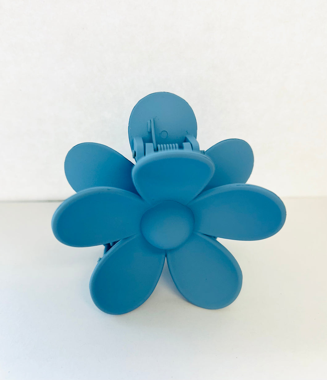 Pince fleur bleu