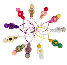 Charger l&#39;image dans la galerie, Attache zip petite marguerite
